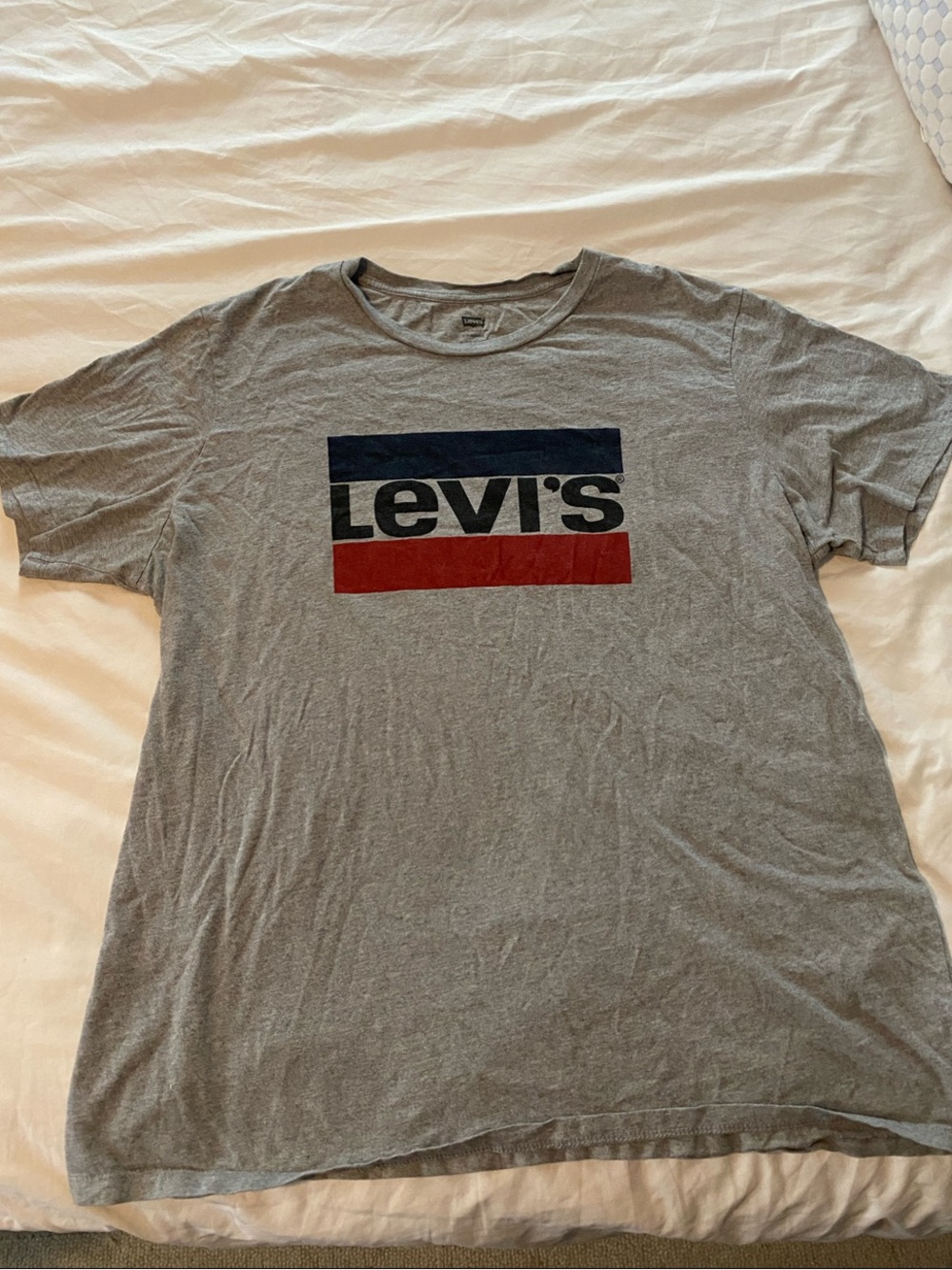 Levi's Gray Crewneck Tee with Navy & Red Logo Sz XL